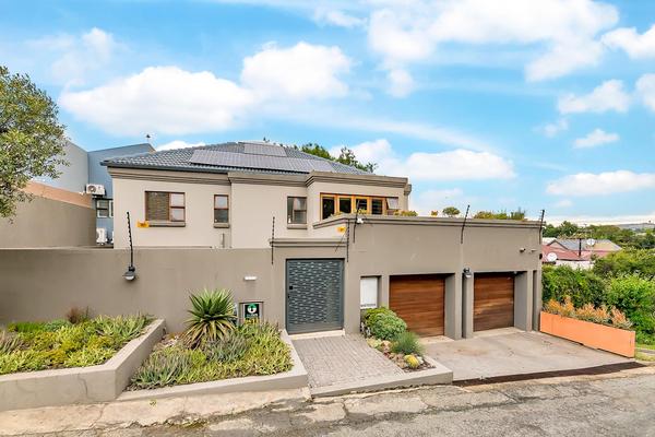 Property For Rent in Parkhurst, Johannesburg