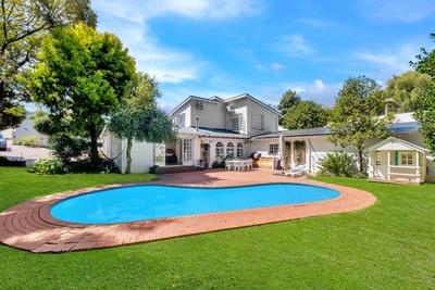 House For Sale in Parkhurst, Johannesburg