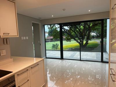 Apartment / Flat For Rent in Rosebank, Sandton